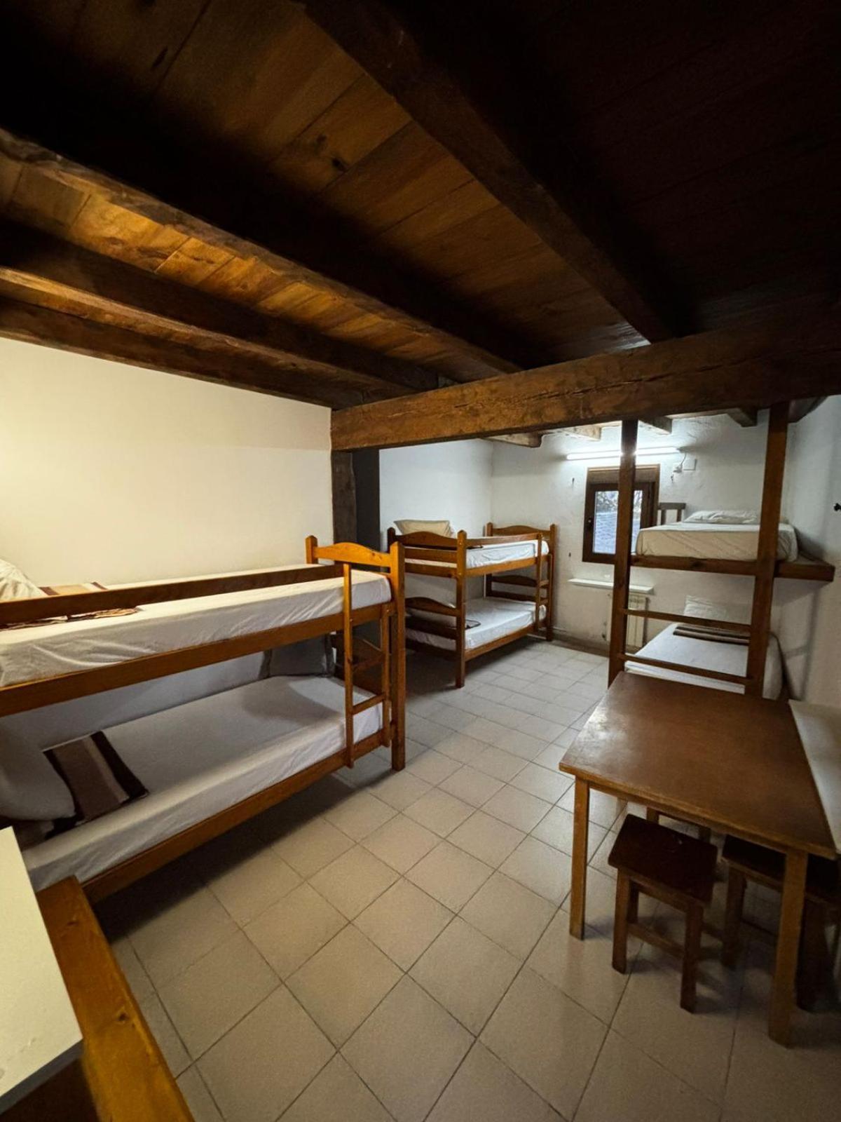 Albergue La Escuela De Liri ภายนอก รูปภาพ